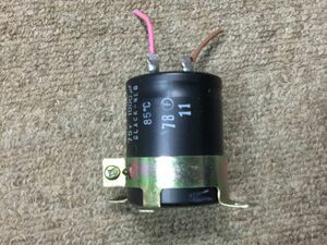 GK.コンデンサ－　ELNA 　75V 　1000μＦ　 　 直径3.5×4.5㎝　 BO02G