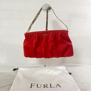 3989☆ FURLA フルラ バック カバン ハンドバック パーティーバックサテン調 レディース レッド 袋付き