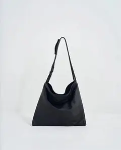 POMTATA ポンタタ　レザートート FLAT TOTE