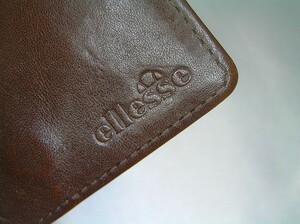 ガバっと開けて中身が見わたせる 飴色のBOX型コインケース♪エレッセ ellesse メンズ 茶本革 財布サイフ 小銭入れ3347■郵便送料：140円