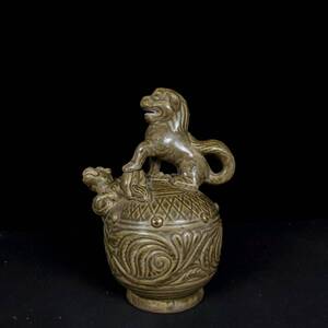 磁器 中國 宋代 越窯 刻花塑太師太保倒流壺 瓷器 唐磁 古陶磁器 時代物 中国美術 賞物 置物 古美術品 CY01