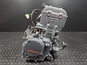 ■KTM RC390 純正 エンジン 始動確認済み 2015年式 実働車外し 検索 125 200 250 390 DUKE [R060820]