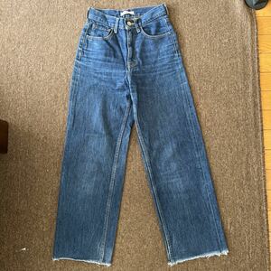 レディース　デニムパンツ MOUSSY サイズ23 A497