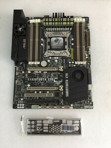 Asus SABERTOOTH X79 マザーボードIntel X79 DDR3 LGA 2011 ATX