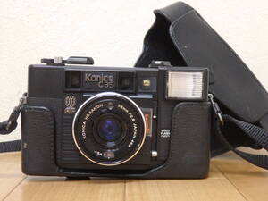 F1-6.6) KONICA / コニカ　C35　AUTO FOCUS AF　コンパクトフィルムカメラ　ケース付き　ジャンク品