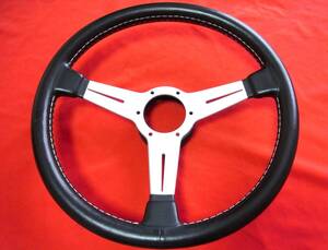 old nardi steering wheel CLASSIC 35.5Φ 希少 旧タイプ 355ｍｍ ホワイトステッチ ナルディ クラシック 綺麗な美品