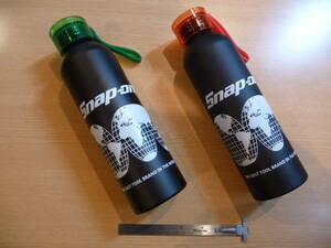 スナップオン 軽量 黒色 アルミ ボトル・タンク 水筒 赤色 キャップ 蓋 600ml ストラップ付 魔法瓶 BBQ 限定 新型 未使用