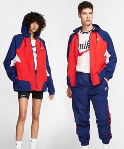 NIKE ナイキ M NSW HE WR JKT WVN SIGN HE 大胆なカラーブロックが90年代のレトロなスタイルを演出 L 定価12,100円