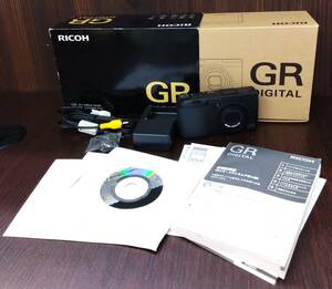 #25985 ★☆【箱付き】 RICOH リコー GR digital コンパクト デジタルカメラ ☆★