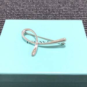 【ティファニー】基準内 TIFFANY&Co. ブローチ イニシャルE アルファベット シルバー925 ピン バッチ メンズ レディース 送料370円