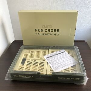 ■タント　fun cross ミニコンテナ 折り畳み カゴ キャンプ アウトドア/32-72