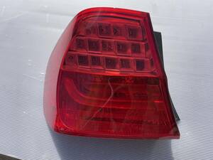 BMW☆E90LCI用 純正左テールレンズ(LED)☆中古　品番63214871731