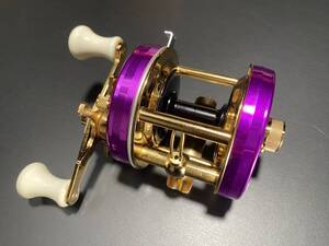 激レア 美品 ABU 5500C Violet 5500CDLセルフカスタム サイモン アンバサダー バイオレット Simon Shimomura 検/ umco heddon