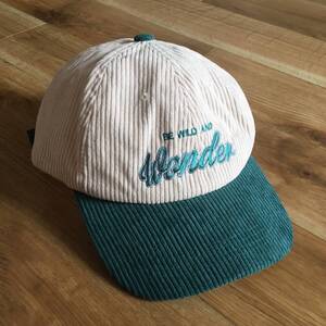 BE WILD AND Wander ワンダー 帽子 キャップ CAP コーデュロイ ベージュ×グリーン フリーサイズ 100%COTTON デッドストック 未使用保管品