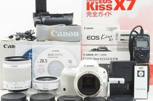 ☆美品☆ Canon キャノン EOS Kiss X7 ダブルレンズキット 元箱 付属品 希少なホワイトカラー Shot数 僅か 3,200枚前後! ♯24072203