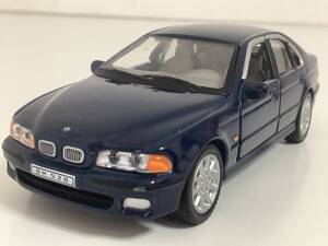 BMW 4代目 5シリーズ E39 528i 525i 530i 540i 前期型 1996年式~ 1/43 約10.9㎝ ホンウェル ミニカー ドア開閉 送料￥390 BN