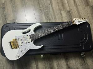 エレキギター ibanez 7v7，超美品