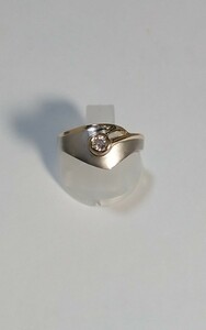 K18YG/Pt900コンビダイヤリング！0.08ct.。