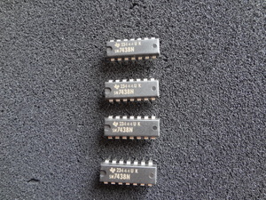 テキサス製　SN7438N(Quad 2-Input Positive NAND Buffers with Open-Collector Output) 4個セット