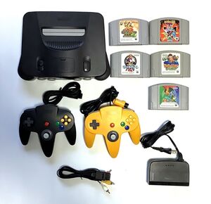 〈本体良品・動作確認済み〉N64 ニンテンドウ64（ニンテンドー64）本体 収納ケース マリオカート64 カスタムロボV2 NINTENDO64