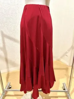 スカート　クリエイトサン❣️赤❣️エスカルゴタイプ❣️90cm