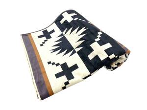 PENDLETON (ペンドルトン) Oversized Jacquard Spa Towel ビーチタオル ブランケット XB233-52908 ブラック ホワイト アウトドア/009