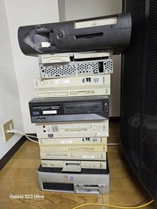 【希少】デスクトップパソコン　Windows XP　8台纏めセット（DELL、富士通、IBM、HP）