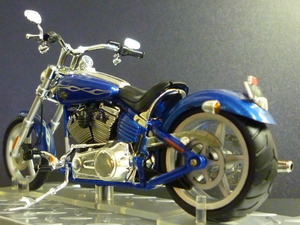 【未開封未展示品】　1/24 ハーレーダビッドソン FXCWC ロッカーTMC 2008 ixo