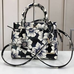 新品同様！kate spade ハンド&斜め掛け ショルダーバッグ PXRU6690 キャメロンストリートミニキャンダス