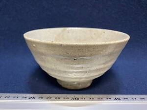 古い中古品 箱無し現状品 朝鮮 古陶 陶器 焼物 磁器 李朝茶碗 高麗茶碗 伊万里 古伊万里 安南 李朝 茶碗 茶道具 鬼高台 乳ヨゴレ有り 珍品