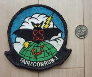 ☆US NAVY VQ-1 WORLD WATCHERS FAIRECONRON-1":アメリカ海軍:ベルクロ:送料込