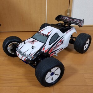 Kyosho 1/8 エンジンカー インファーノST　ジャンク