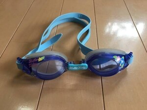 キティちゃん　水色　幼稚園～低学年向水泳ゴーグル