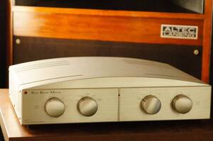 希少!! RED ROSE Music レッドローズミュージック　Model 3 Preamplifier 　プリアンプ。マークレビンソンのブランド！　美品