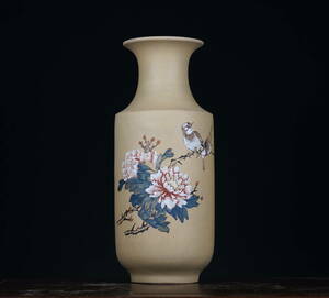 中国宜興　花器　花瓶　白泥　花鳥図彫　H高さ35.1cm 中国宜興款　宜興紫砂