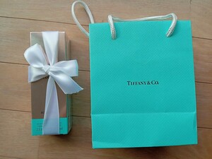 新品未開封【TIFFANY ティファニー ローズゴールド ハンドクリーム 75mL】 紙袋つき