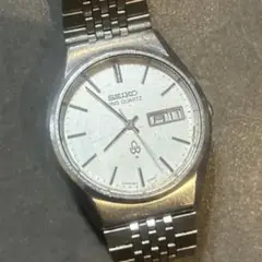 SEIKO キングクォーツ 腕時計 シルバー