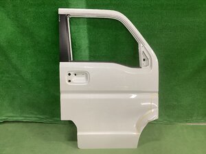 スズキ　エブリィバン　DA17V　右フロントドア　純正　（NV100クリッパー/DR17V）　438891