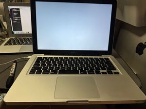 MB02 MacBook aluminum2008