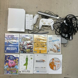 K824-00000 Nintendo ニンテンドー 任天堂 Wii 本体 コントローラー２点付き ホワイト ソフト７点 通電確認済み ゲーム機