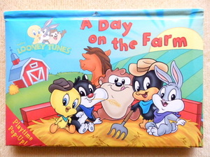 ...送料210円　ポップアップ絵本　Baby Looney Toons Pop-up Book - A Day on the Farm (ルーニートゥーンズ・ポップアップ英語絵本)