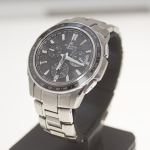 【CASIO】カシオ「OCEANUS Manta/オシアナス マンタ」OCW-1050J-1AJF ソーラー 電波 メンズ 腕時計【中古品】