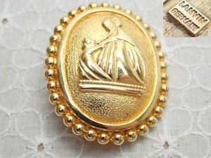 L447　ヴィンテージ ブローチ　ランバン　ロゴデザイン　LANVIN　GERMANY　ゴールドカラー　Vintage　brooch