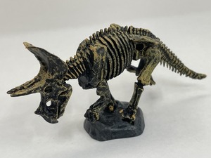 ■★Furuta　チョコエッグ　恐竜-DINOSAUR-　006　トリケラトプス（骨格）