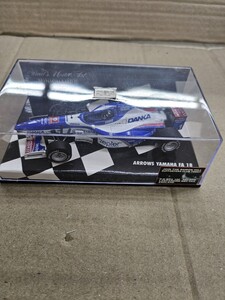 ◆◇ミニチャンプス 1/43 アローズ ヤマハ FA18 1997年 D・ヒル #1　（中古品）※現状渡し　【Y3087 - 102併】◇◆