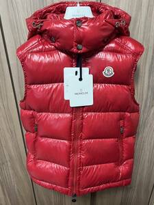 Mサイズ【未使用】MONCLER Bormes ダウンベスト　TG1　レッド　赤色　正規品　◆定価20万円◆