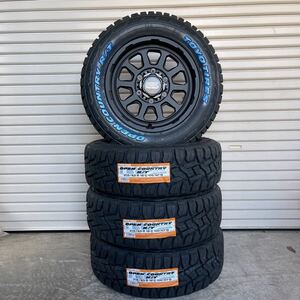 マッドクロスレンジャー◆TOYOオープンカントリーRT 215/65R16C 200系ハイエースレジアス　4本セット　ホワイトレター　マッドブラック