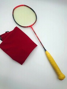 YONEX VOLTRIC Z-FORCEⅡ 4UG5 バドミントン　ラケット　ヨネックス　ボルトリック　Zフォース2　中古　レッド上質袋付き