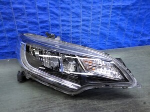 6104　フィットハイブリッド　GP5　GP6　後期　右ライト　LED　W3674　N3　良品