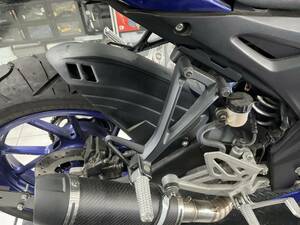 ●YZF-R15（V4）YZF-R125 2023 インナーフェンダー